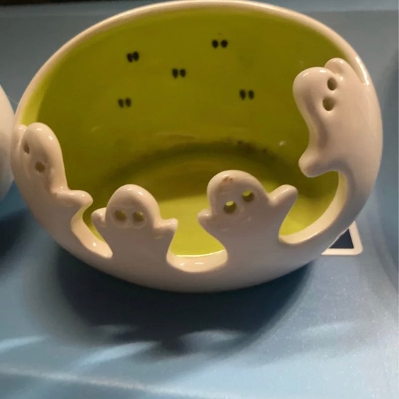 Set of 2 PartyLite Halloween Ghost Tealight Candle Holders - Picture 2 of 4